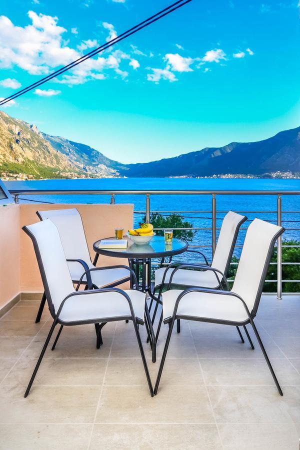Ssm Apartmani Cattaro Esterno foto