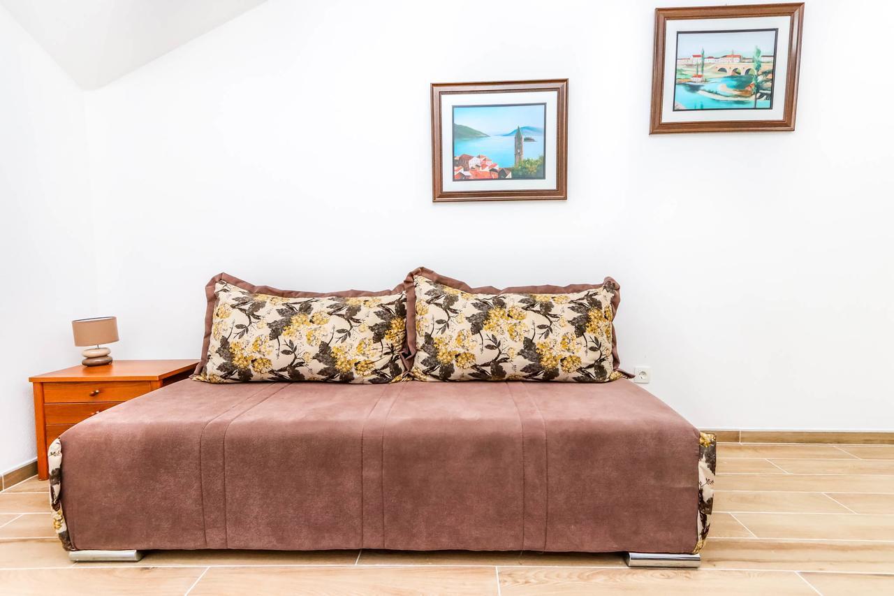 Ssm Apartmani Cattaro Esterno foto